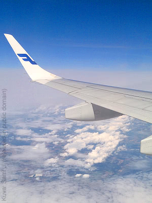 Finnair lentokone pilvien pll