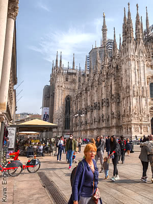 Piazza del Duomon ymprist, Milano