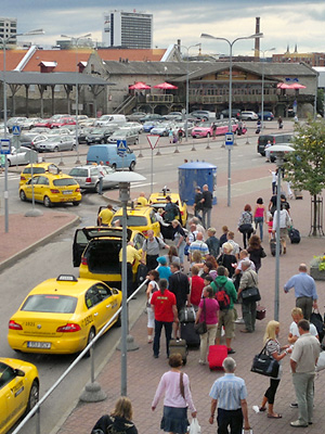 Tienviitta Tallinnan vanhassakaupungissa