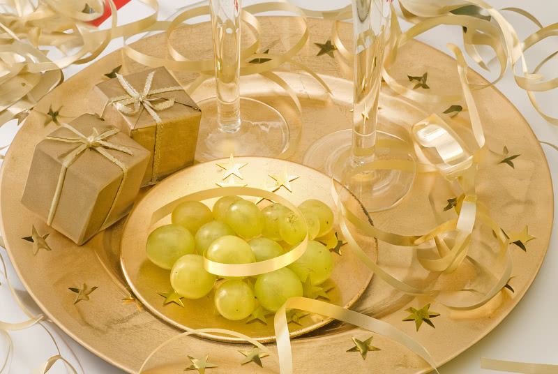 12 viinirypälettä osana uudenvuoden viettoa