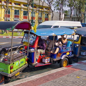 Tuk-tuk