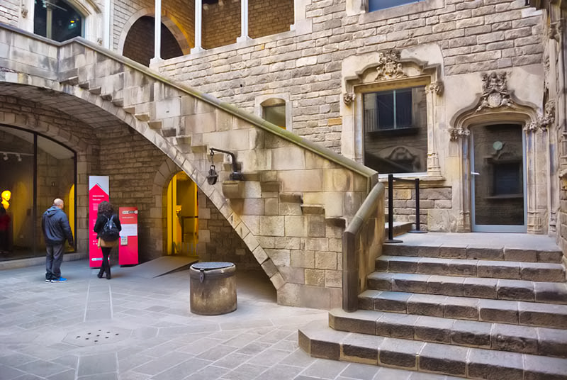 Museu d'Historia de Barcelona (MUHBA)