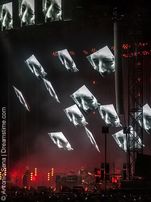 Radiohead Italian kiertueella Bolognassa 2012
