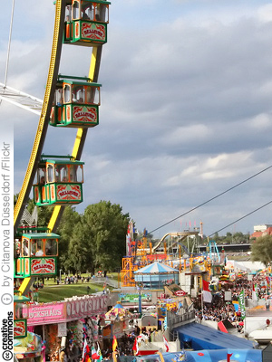 Grsste Kirmes am Rhein -festivaalit (CC License: Attribution 2.0 Generic)