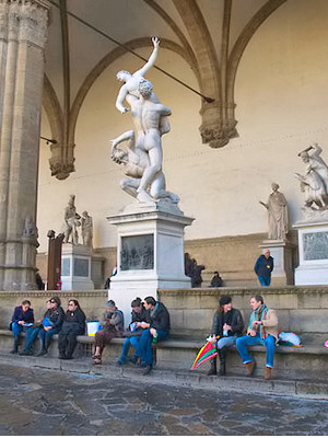 Vke Piazza della Signoria -aukiolla