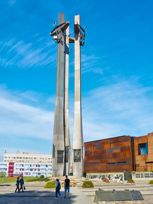 Muistomerkki Plac Solidarnosci -aukiolla