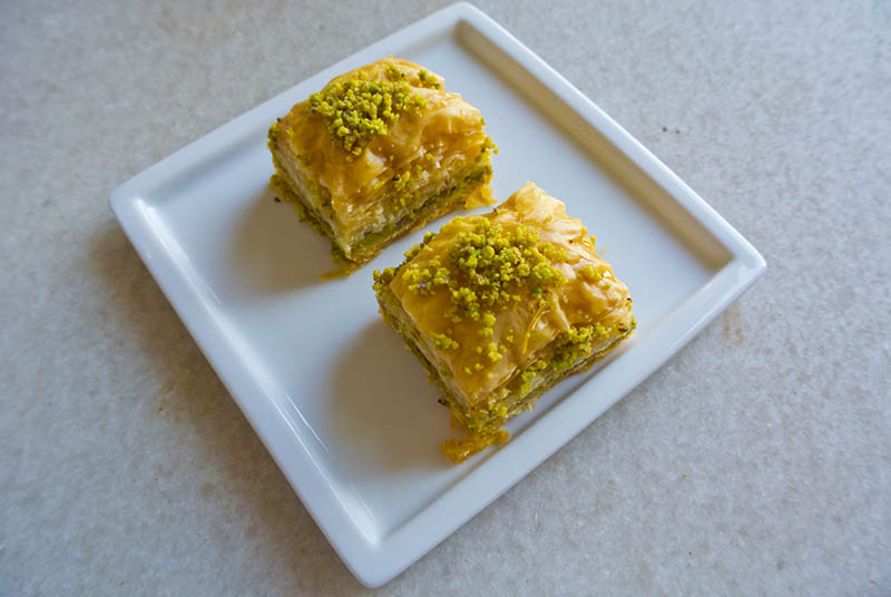 baklava-leivonnaisia