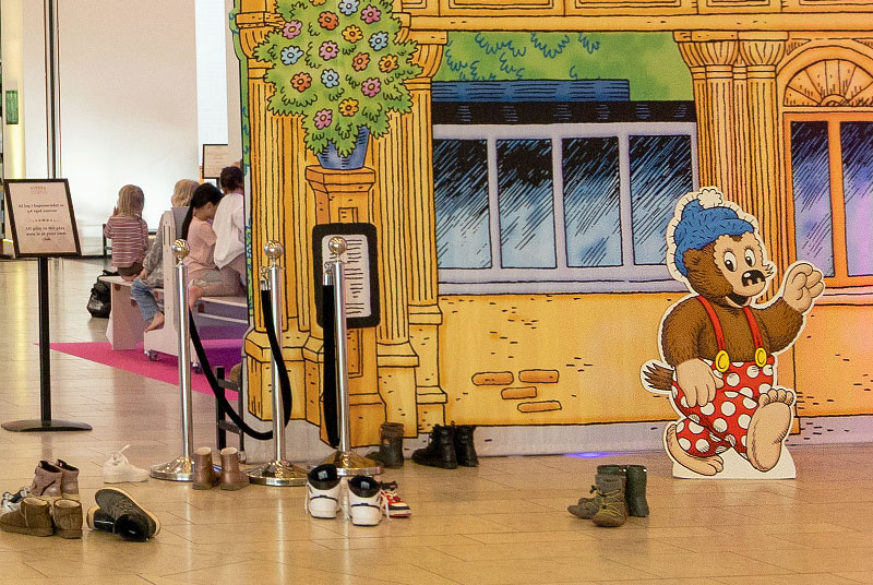 Rasmus-nalle Tivolin hotellin leikkialueella