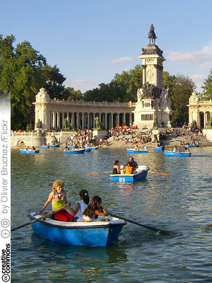 Parque del Retiro-puisto (CC License: Attribution-ShareAlike 2.0 Generic)