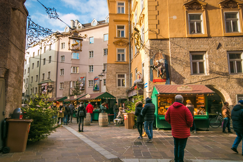 Innsbruckin joulumarkkinat Itvallassa