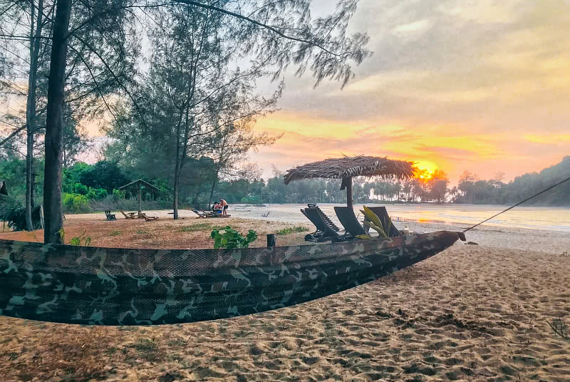 Koh Phra Thong, Thaimaa (täyskuva)