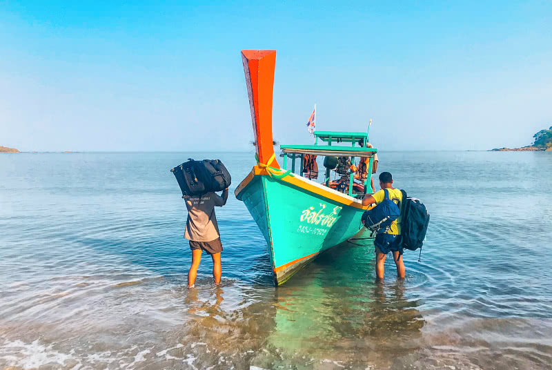 Saapuminen Koh Phra Thong-saarelle