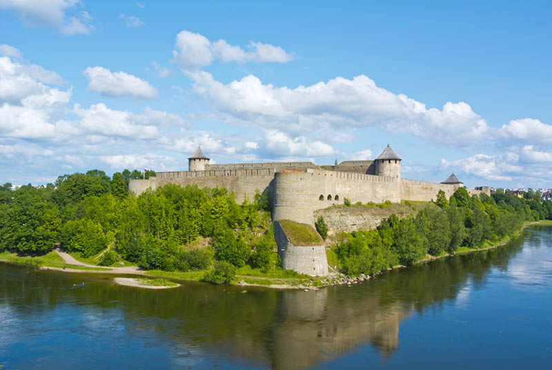 Ivangorodin linnoitus Venäjän puolella