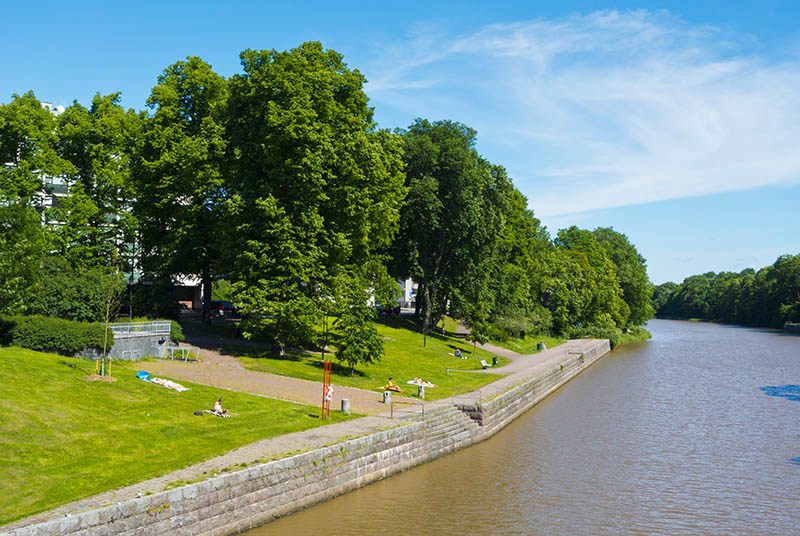Kesä Aurajoella