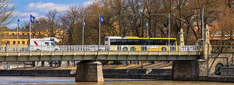Liikkuminen, pysäköinti ja matkustaminen Turkuun
