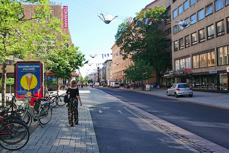 Kauppatorin ympäristön ostosalueita