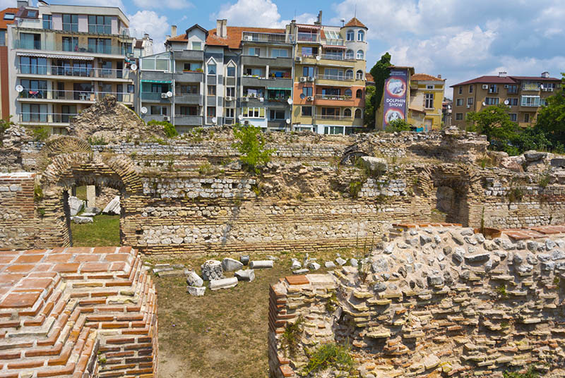 Uudemmat Roman Thermae -rauniot