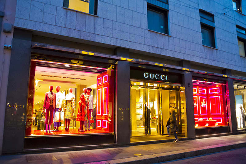 Gucci-myymälä Monte Napoleone-kadulla