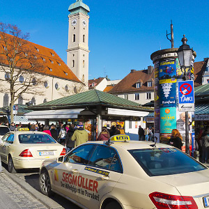 Takseja Viktualienmarkt-aukiolla