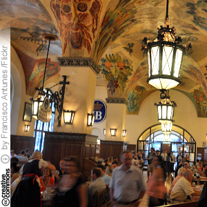 Hofbrauhaus (CC License: Attribution 2.0 Generic)