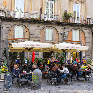 Piazza San Domenico Maggiore (neli)