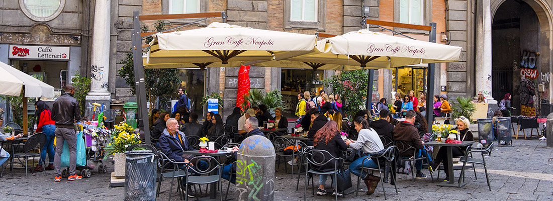 Piazza San Domenico Maggiore Napolissa