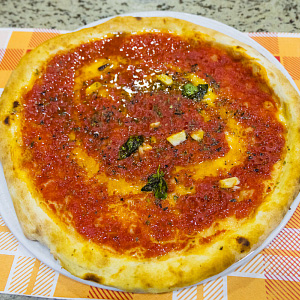 Pizza Marinara