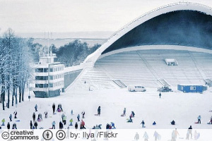Tallinnan laululava talvella (CC License: Attribution-ShareAlike 2.0 Generic)