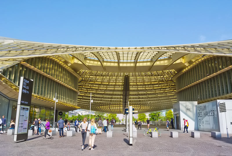 Ostoskeskus, Les Halles