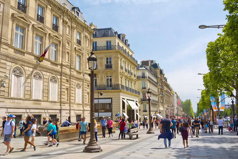 Avenue des Champs-Elysees