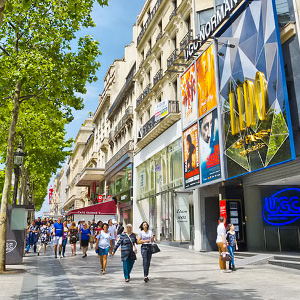Champs-Elysees