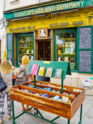 Shakespeare & Company -kirjakauppa Latinlaiskorttelistossa