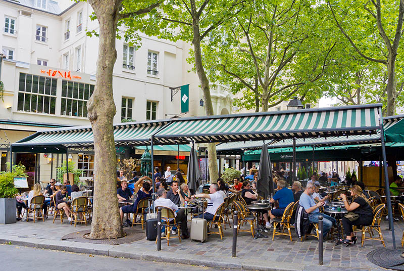 Place Saint-André des Arts