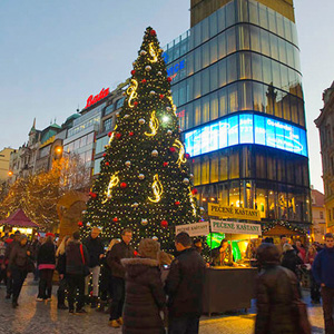 Vaclavske namesti-aukion joulumarkkinat Prahassa