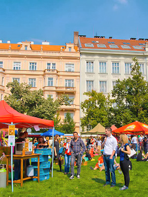 Maalaismarkkinat Zizkovin alueella