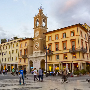 Piazza tre Martiri