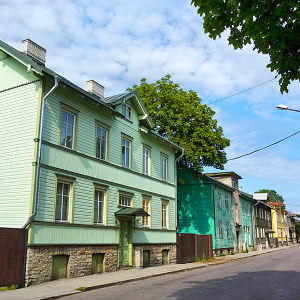 Uus Maailm, Tallinna