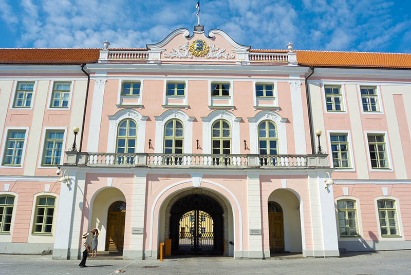 Edustakuntatalo
